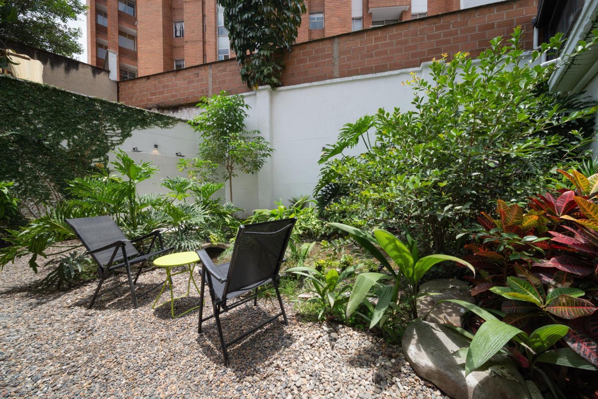 Hostal Casa Mosaiko Primer Parque-Laureles Medellin Exterior photo